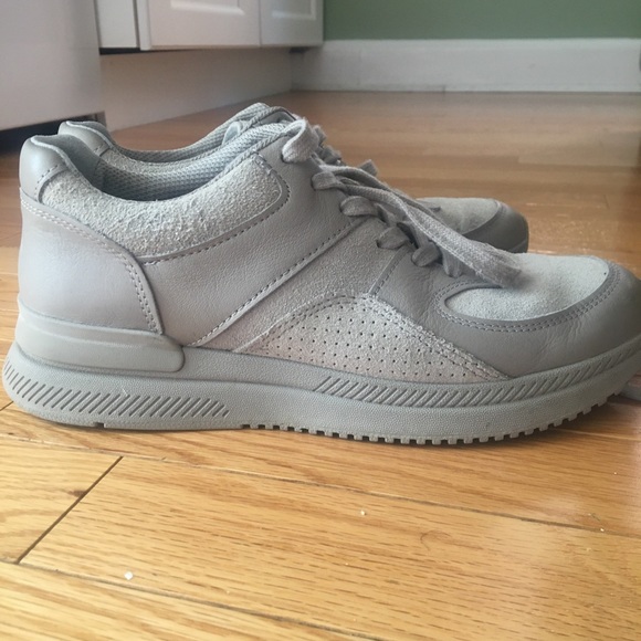 Everlane sneakers - Picture 2 of 5